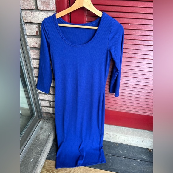 Love J quarter sleeve length medium midi blue bodycon dress - Picture 9 of 9